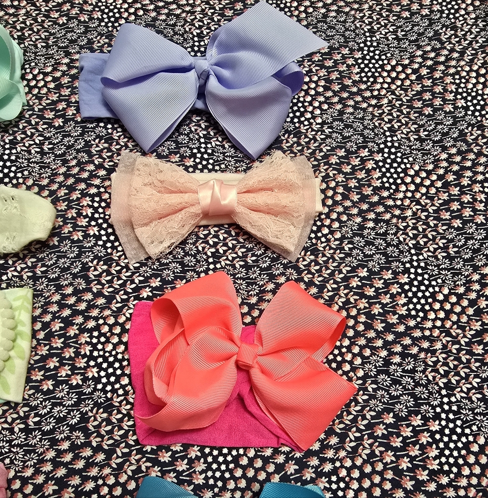 Bundle Of Hair Bows Size 0-24 Months - Picture 3 of 4